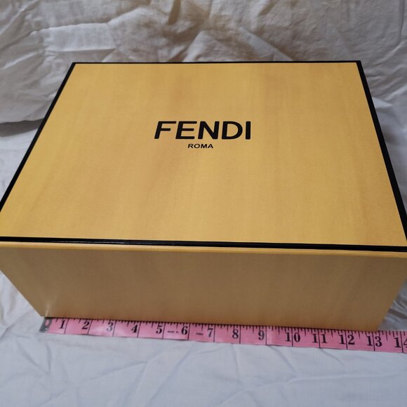 Fendi Magnetic Gift Box Empty Decorative Storage Organizer 13 x 10 x 5 in - Picture 9 of 12